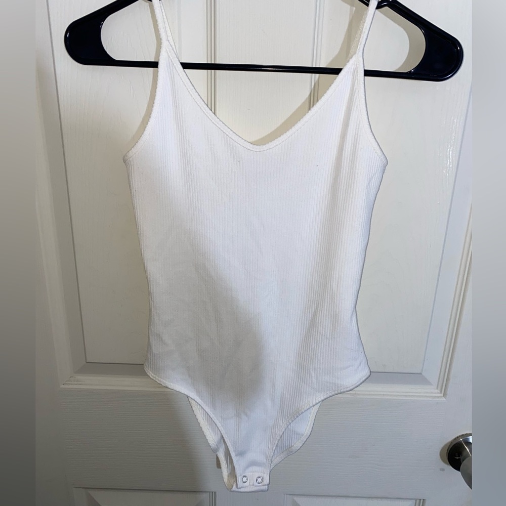White ribbed American Eagle body suit